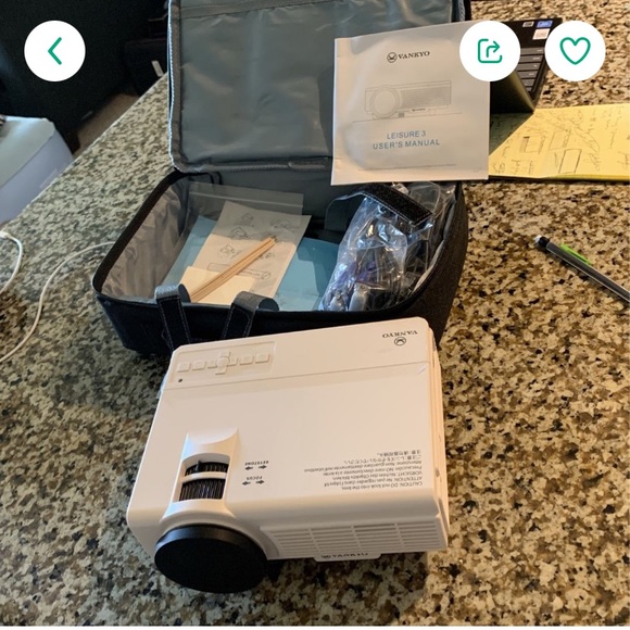 Projector - Picture 1 of 1